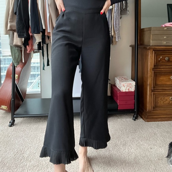 CeCe Pants - CeCe | Pleated hem moss crepe pants